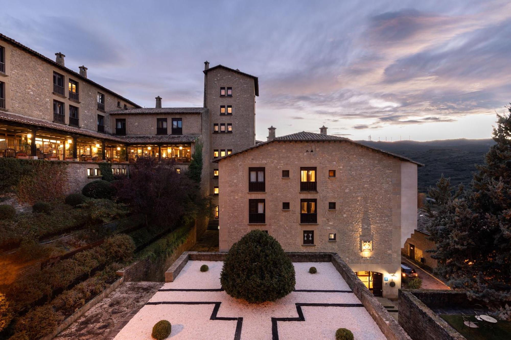 Parador De Сос-дель-Рей-Католико Экстерьер фото