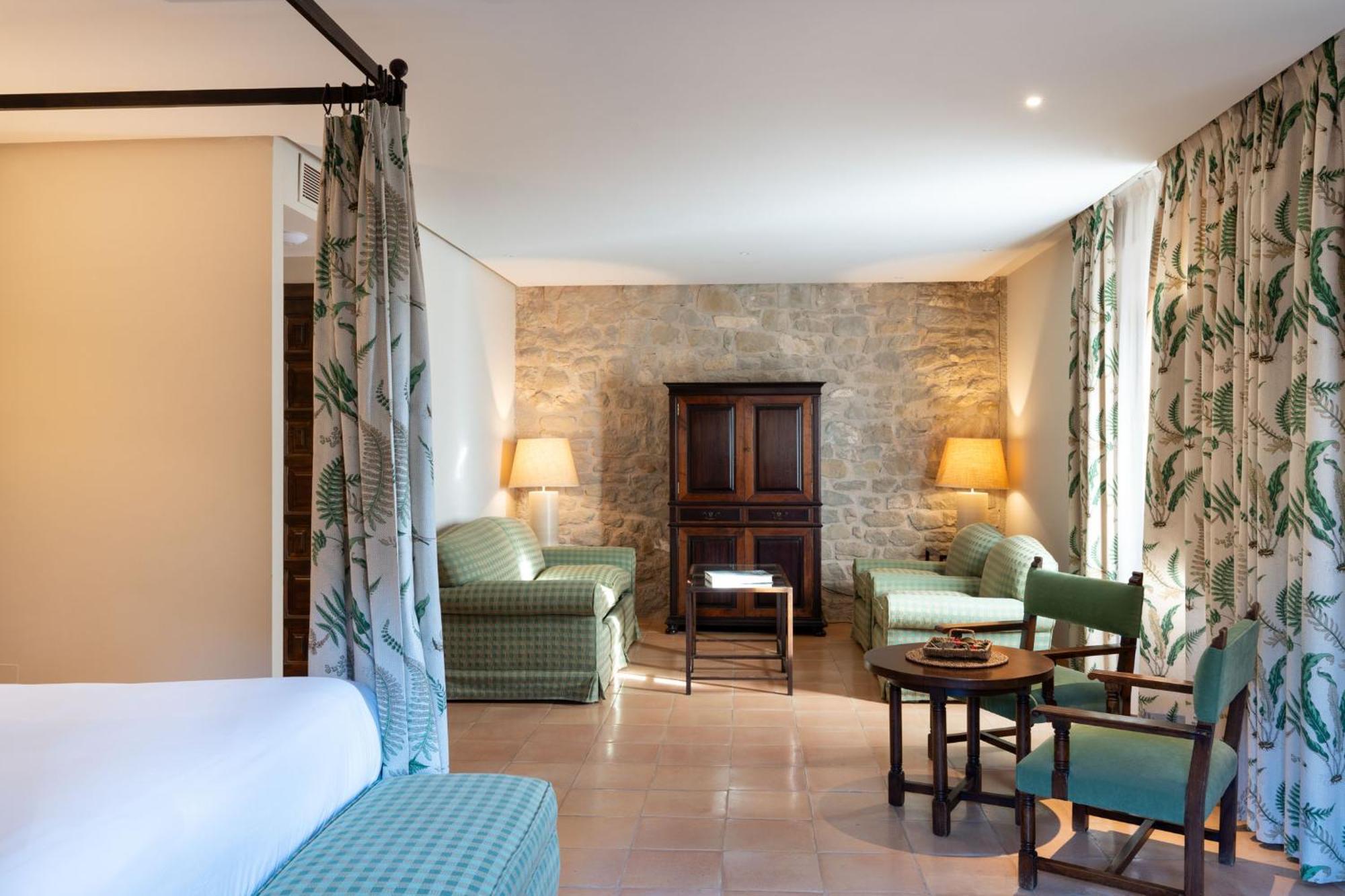 Parador De Сос-дель-Рей-Католико Экстерьер фото