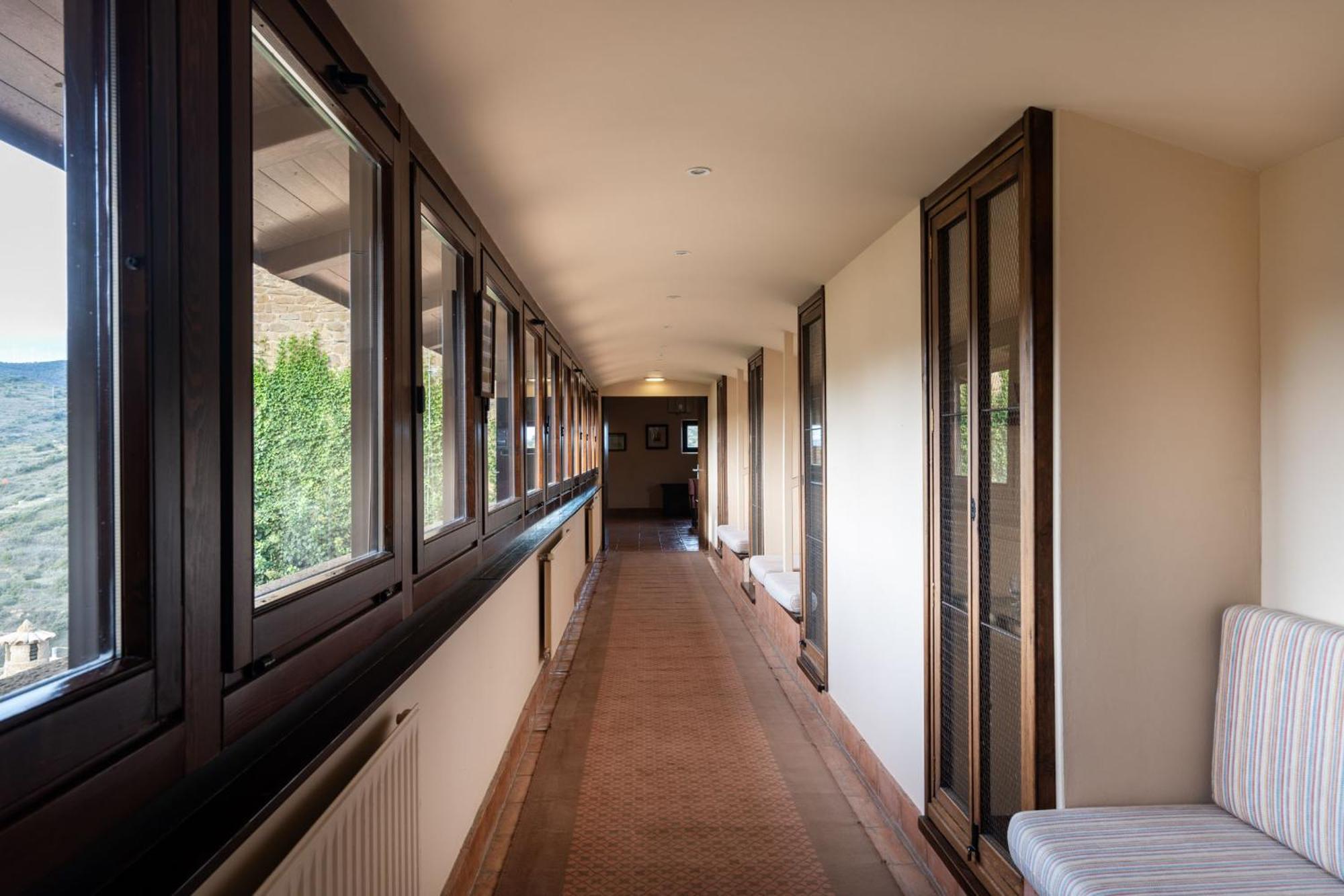 Parador De Сос-дель-Рей-Католико Экстерьер фото